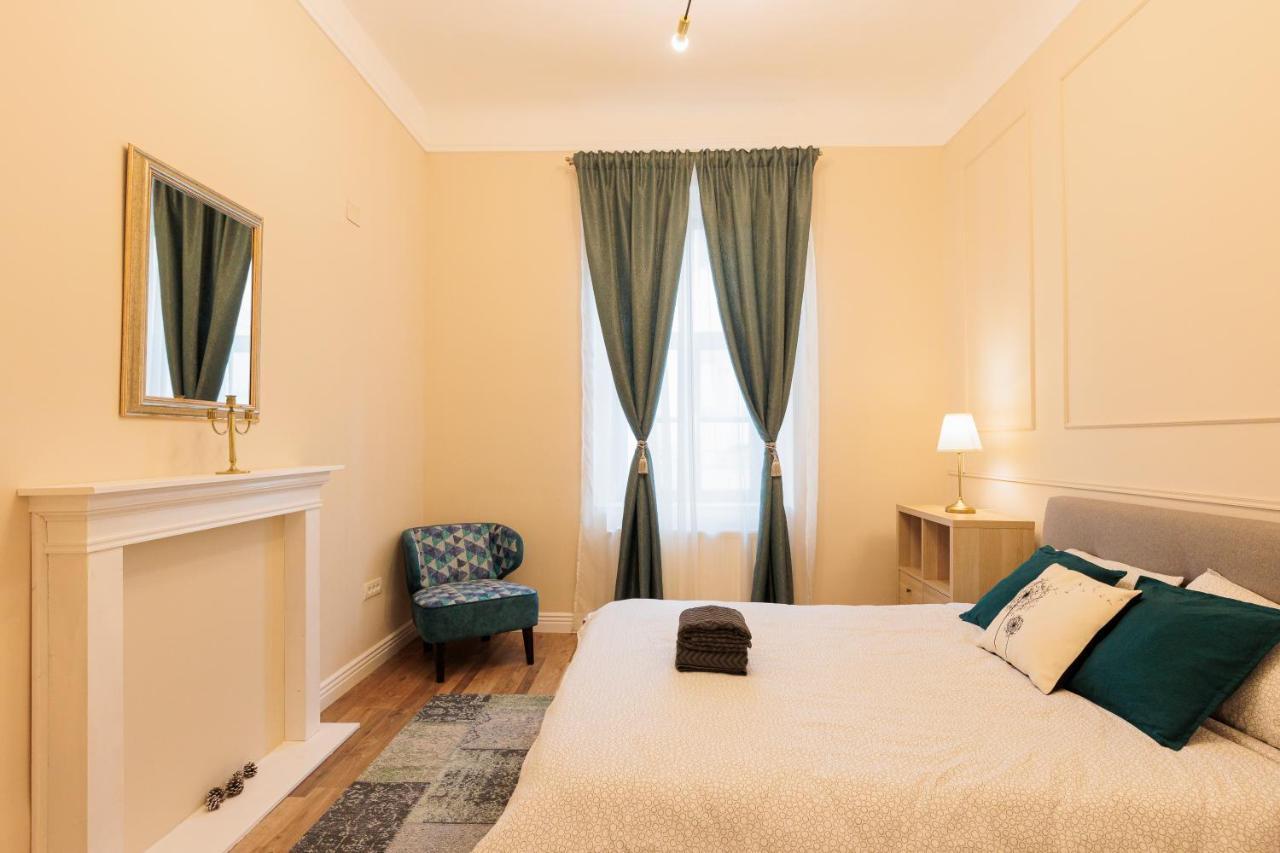 Cozy Apartment In The Historical City Center Timişoara Eksteriør billede
